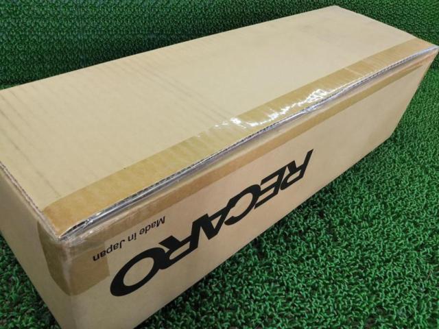 Side adapter for RECARO S-G/RS-G/SP-G
Brand new