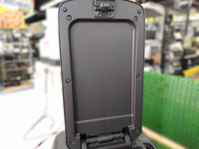 トヨタ純正 200系 ハイエース 8型 純正 センターコンソールボックス
