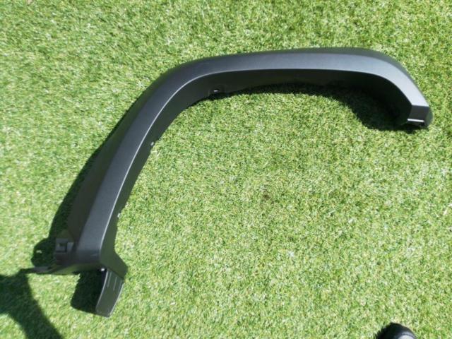 【スズキ純正】ジムニーシエラ JB74 純正 オーバーフェンダー
