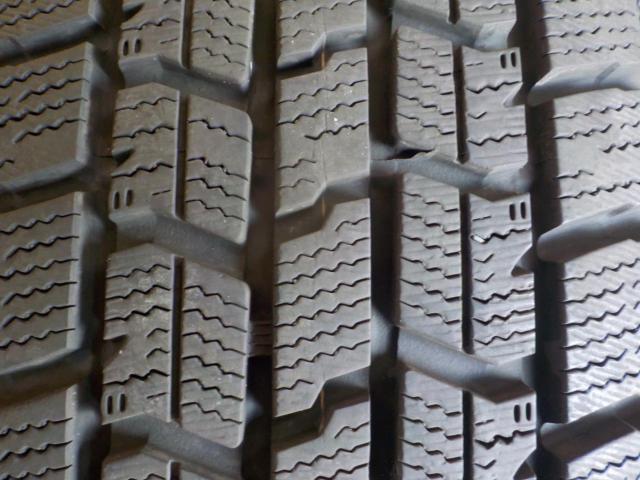 HOT STUFF WAREN WR10 (4HOLE)+GOODYEAR ICE NAVI7