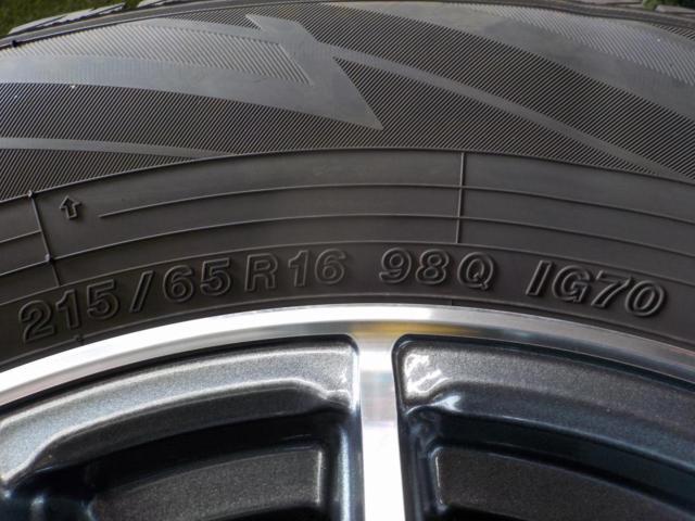 GAB Version TR+YOKOHAMA ICE GUARD IG70 215/65R16