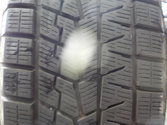 GAB Version TR+YOKOHAMA ICE GUARD IG70 215/65R16