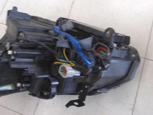 Nissan genuine Skyline Coupe/CKV36 (early model)
Genuine headlight
Right and left