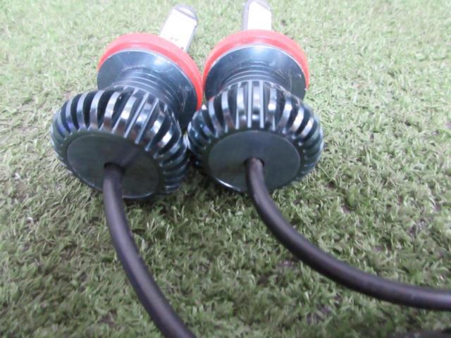 【メーカー不明】H11/H8/H16 LEDバルブ