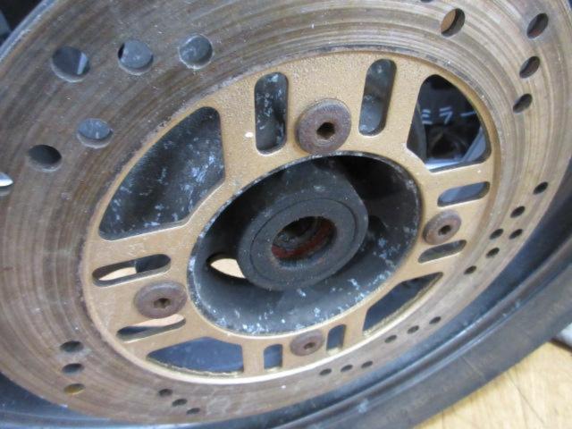 【KAWASAKI】ゼファーχ 純正リアホイール