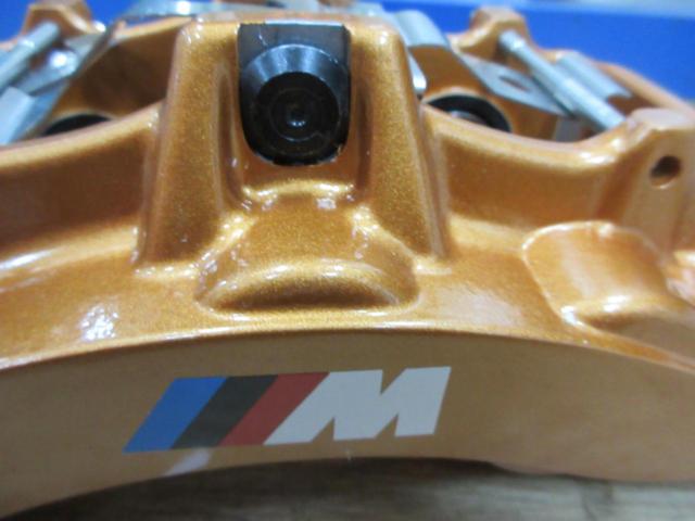 Genuine bmw
F82
M4
Genuine front caliper
Right and left