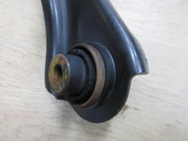 Genuine Honda Accord Tourer
Genuine
Upper arm
2 split