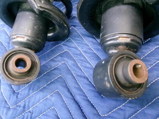 トヨタ純正 200系 クラウン純正 サスキット