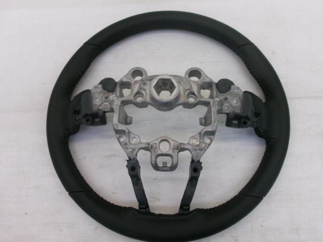 Genuine Mazda parts for the MAZDA2
Leather steering wheel