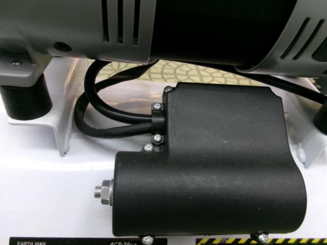 EARTH MAN 静音オイルレス コンプレッサー ACP-39ALB