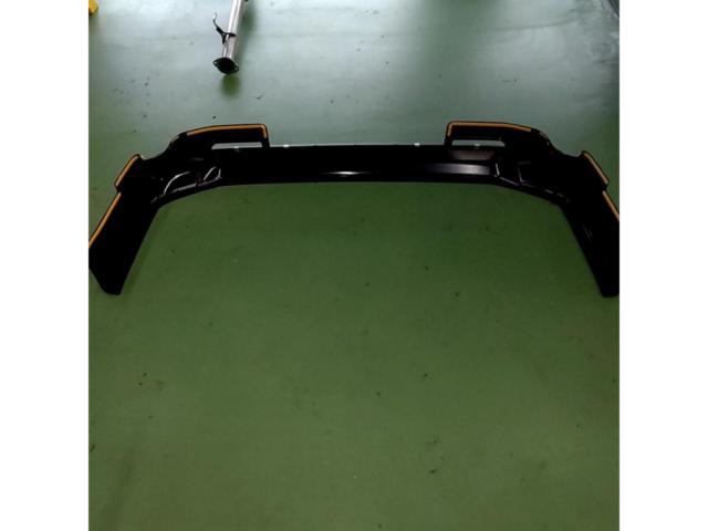 MODELLISTA Front Spoiler
Version 2 (Z08066) *Due to its large size, this item cannot be delivered to private residences.
Visit your nearest Up Garage store!