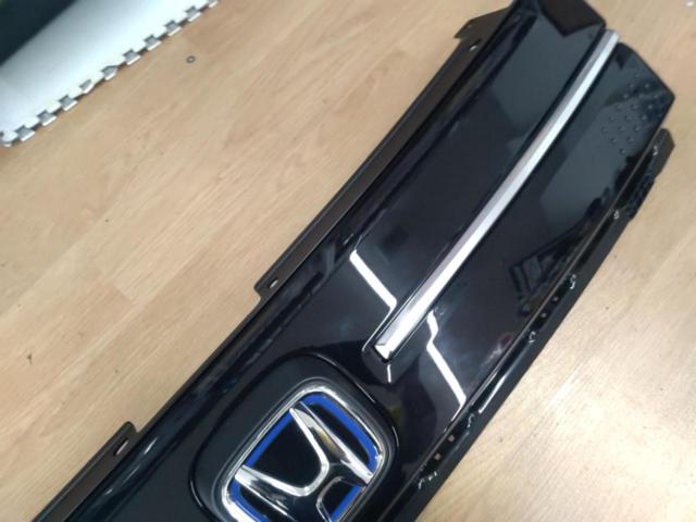 HONDA
GT series Freed
e:HEV genuine grille
