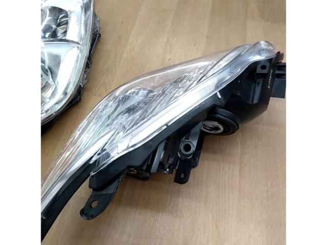 DEPO
30 series Prius
US specification headlights
312-11B7R
(Z08075)