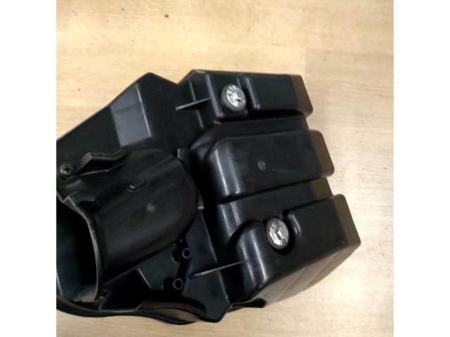 KAWASAKI バリオス2純正エアクリーナーBOX