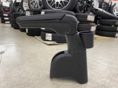 SEIWA Suzuki Every (DA17V series) dedicated armrest
OEM parts from various manufacturers can also be installed!!
black
Online exclusive product