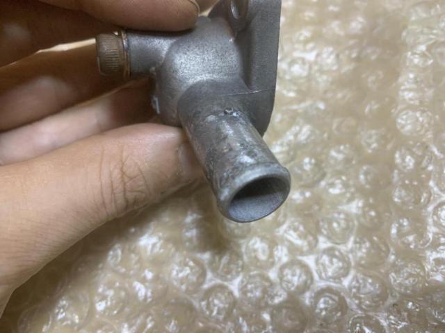 YAMAHA マジェスティ125(5CA) 純正サーモスタッドカバー