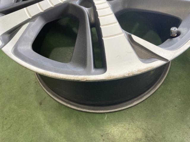 PEUGEOT (Peugeot)
308 (T9 type)
GT-Line
Original aluminum wheel
SAPHIR
Four