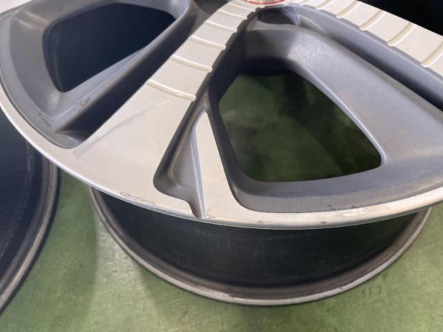 PEUGEOT (Peugeot)
308 (T9 type)
GT-Line
Original aluminum wheel
SAPHIR
Four