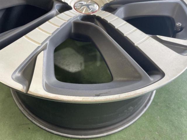PEUGEOT (Peugeot)
308 (T9 type)
GT-Line
Original aluminum wheel
SAPHIR
Four