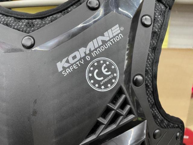 【KOMINE】SK-688 スプリーム ボディプロテクター XLサイズ