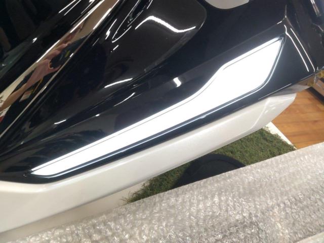 MODELLISTA BEAST RAZOR STYLE&COOL SHINE KIT フロントスポイラー(LEDデイライト付き)