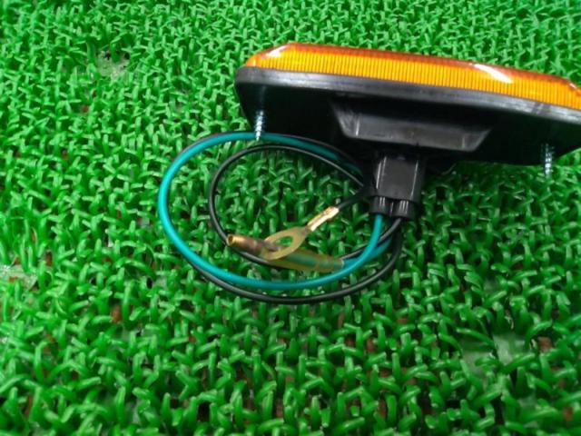 SUZUKI (Suzuki)
JA11
Genuine Jimny side marker (one side only)