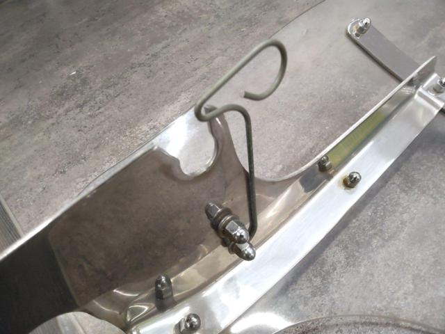 Harley-Davidson
Road King genuine windshield