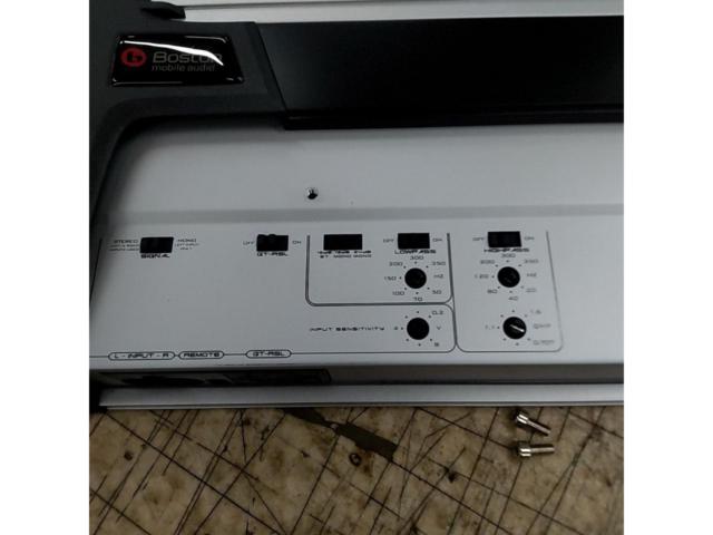 Boston
Acoustics
GT-2300
(GT
Reference
Series)
2ch power amplifier
