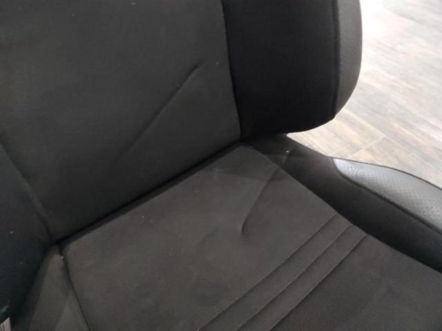 Unknown Manufacturer
Semi bucket seat