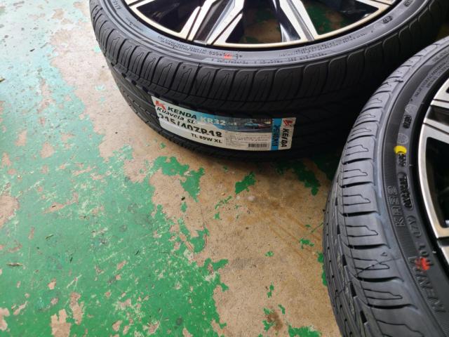 MARUKA SERVICE makina ISOTTA ECCITA  + KENDA KR32