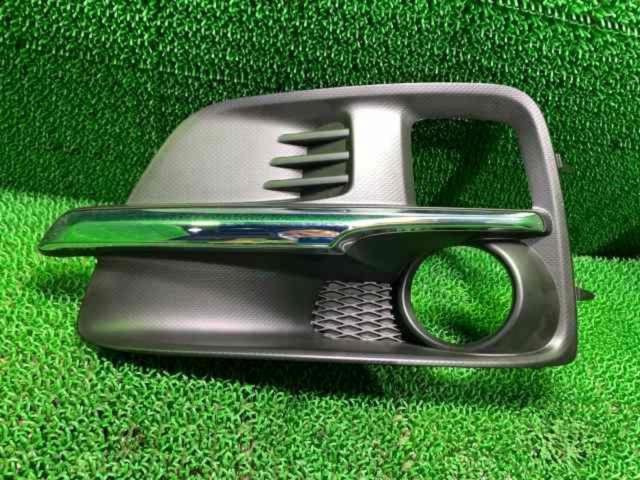 スバル純正 VM系レヴォーグ 純正フォグカバー左右