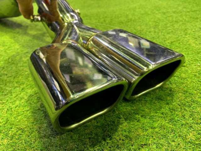 Toyota genuine
Genuine muffler for 20-series Alphard + muffler cutter