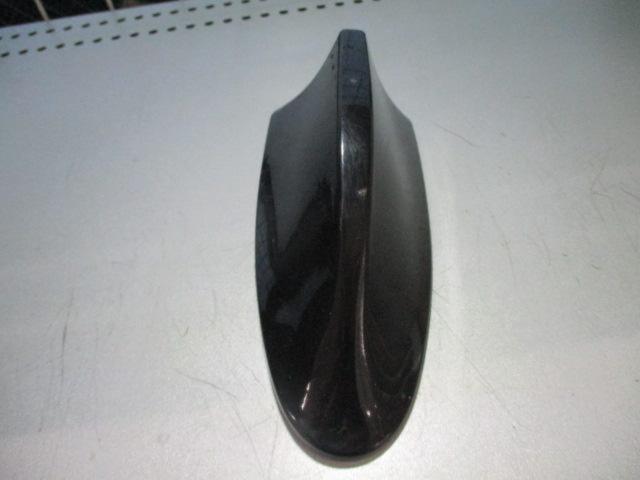 Unknown Manufacturer
Shark antenna