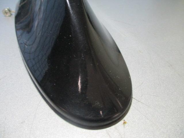 Unknown Manufacturer
Shark antenna