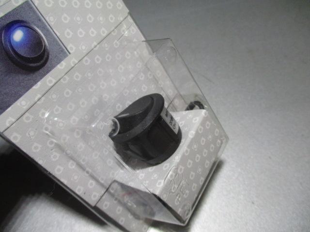 Amon
Rocker switch
3215