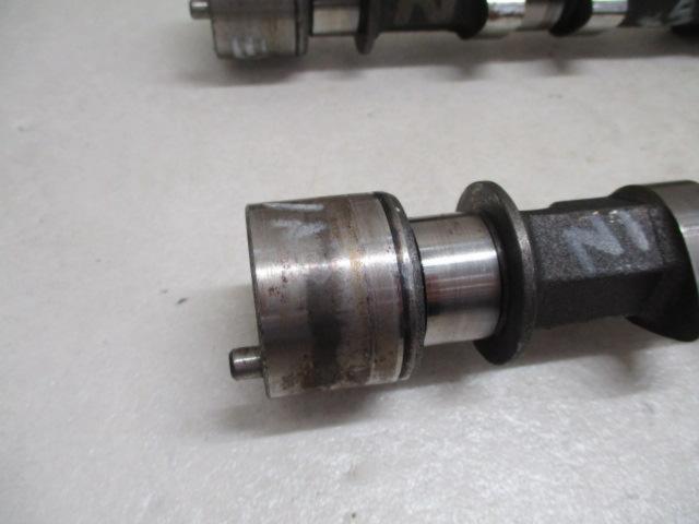 Nissan genuine
Camshaft
Skyline
GT-R
BNR32