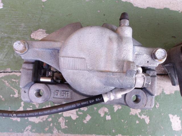 Toyota genuine
Brake caliper
High ace
200 series
Type 5