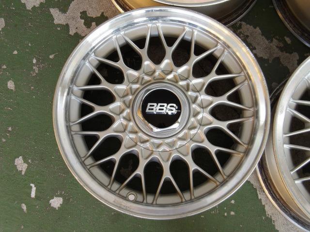 Rare and unusual Isuzu genuine optional parts
BBS aluminum wheels
Piazza