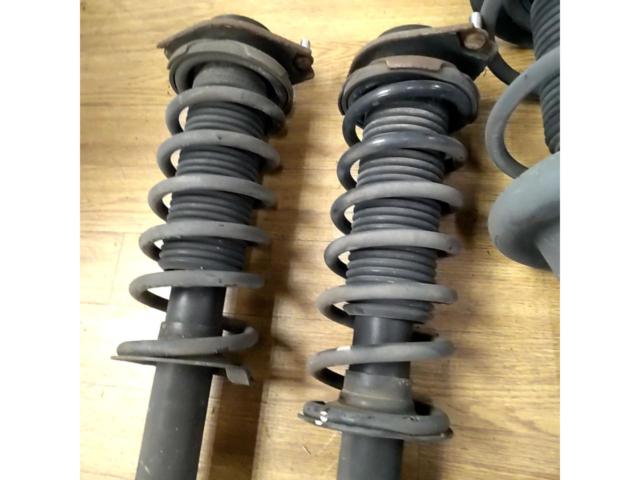 スバル純正 サスキット【レガシィBM系/BR系】