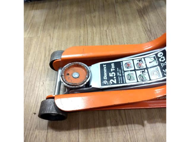DONEXT 2.5tジャッキ 
