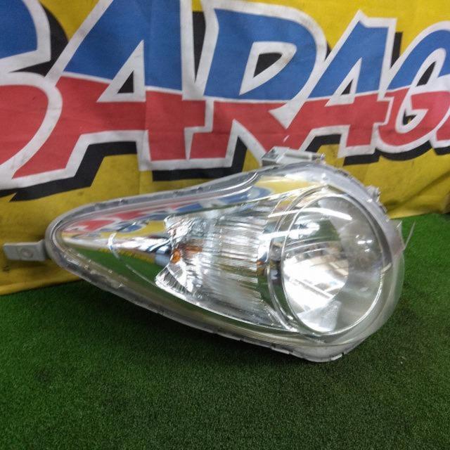 【左】SUZUKI ヘッドライト