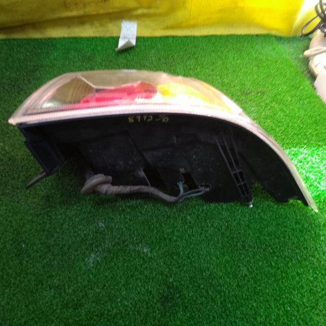 Right corner MITSUBISHI
Tail Lamp / Tail Lens