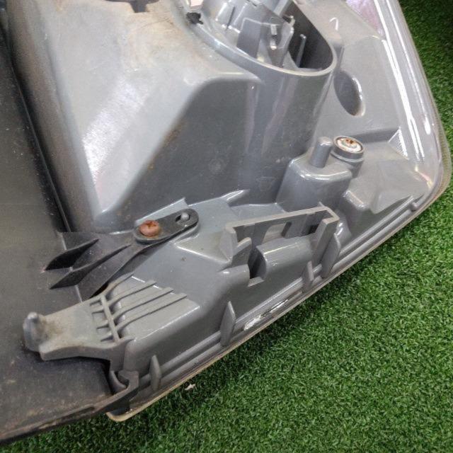 TOYOTA純正 テールレンズ