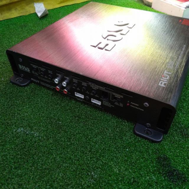 BOSS RIOT R2504