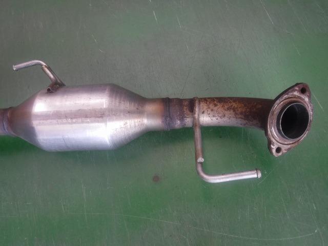 TOYOTA Genuine Muffler/Midpipe Set