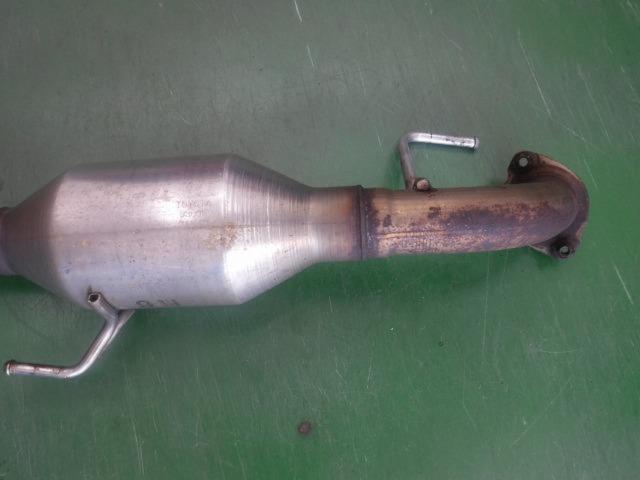 TOYOTA Genuine Muffler/Midpipe Set