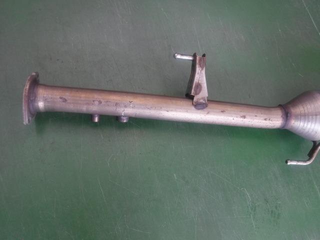 TOYOTA Genuine Muffler/Midpipe Set