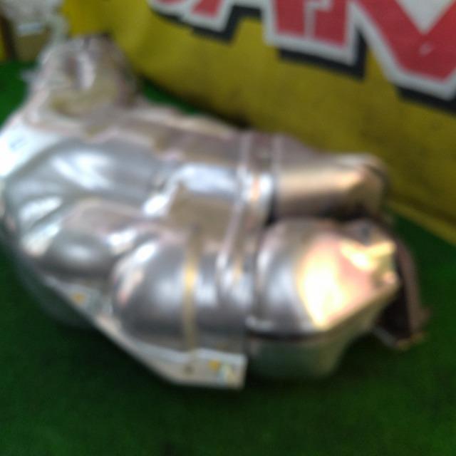 TOYOTA純正エキゾーストマニホールド