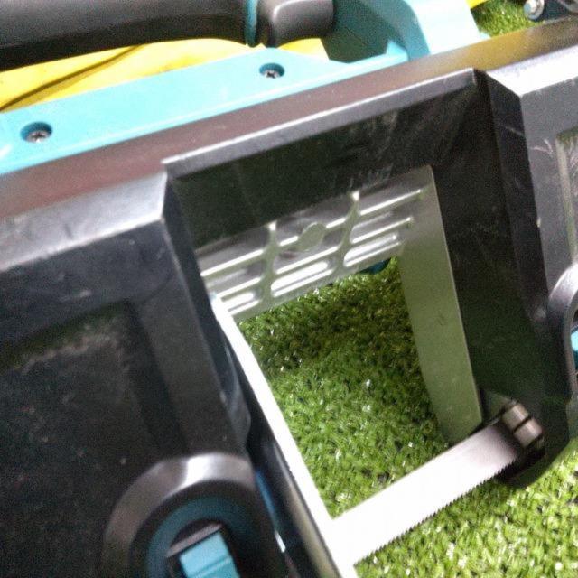 【WG】makita 充電式バンドソー PB183D