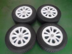 4トヨタ純正(TOYOTA)  50プリウス純正アルミ  + DUNLOP(ダンロップ) WINTERMAXX